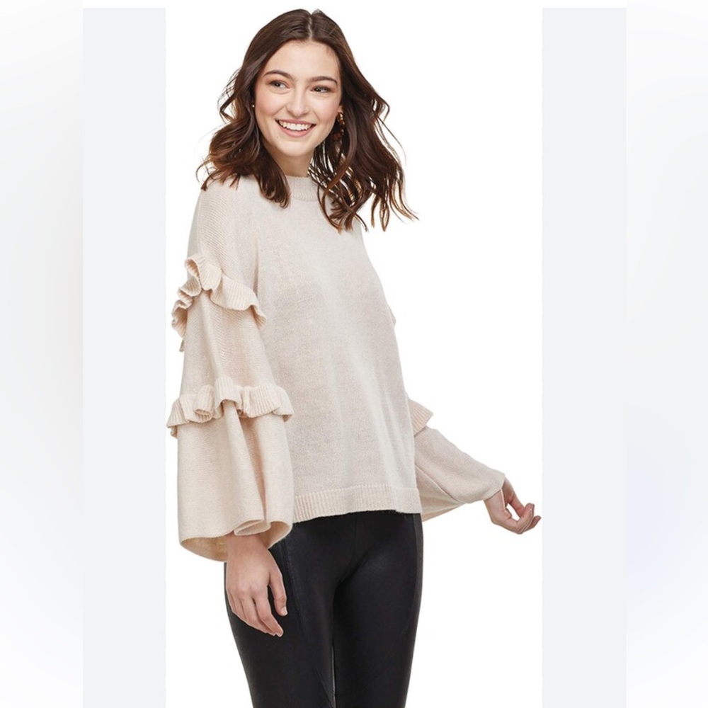Mudpie Women’s‎ Cream Ruffle Long Sleeve Sweater. Size S (839)